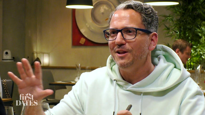 Fußball verbindet, Backen begeistert: funkt’s bei 'First Dates'?