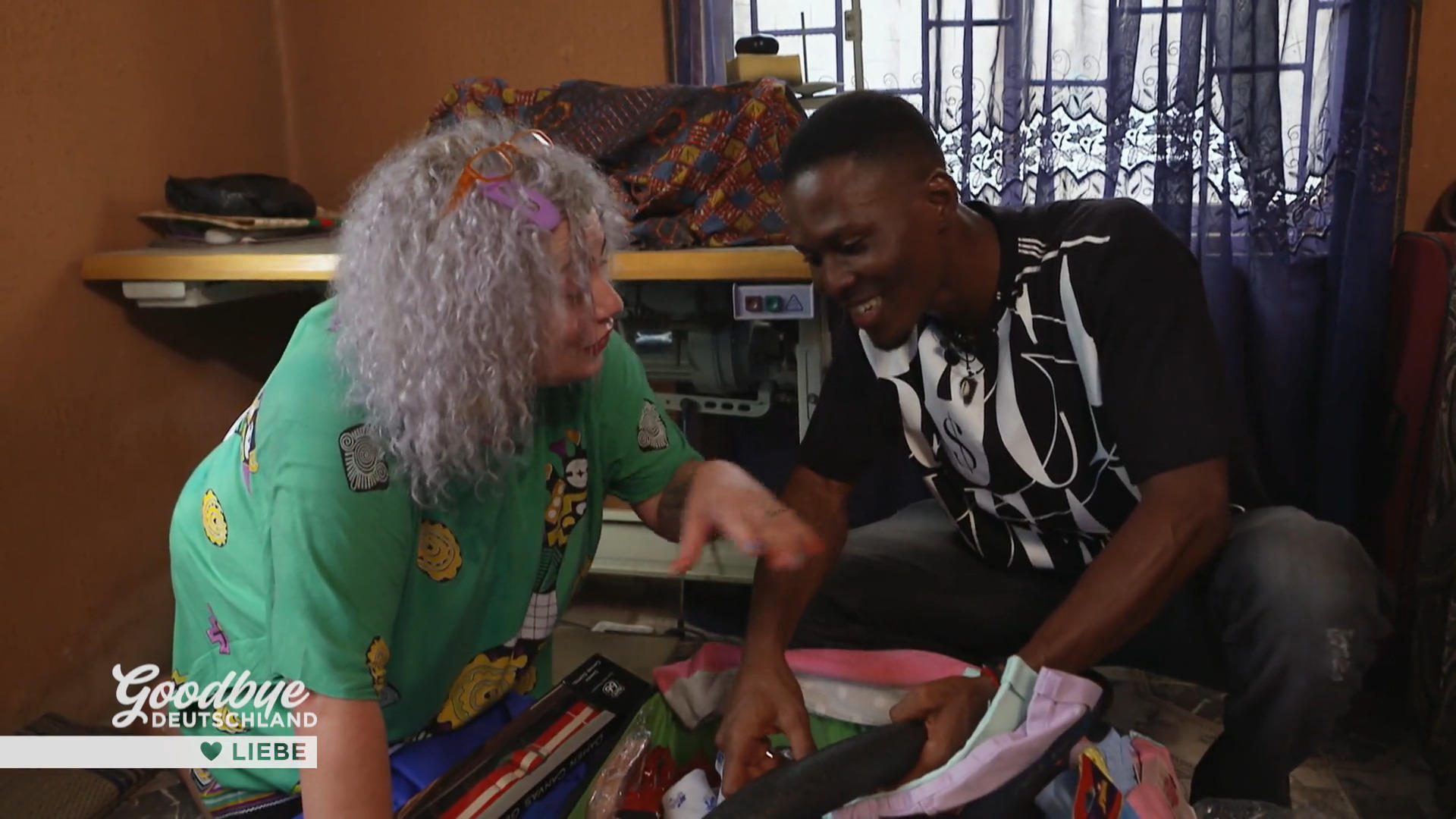 Susann will mit Geschenken Herzen gewinnen