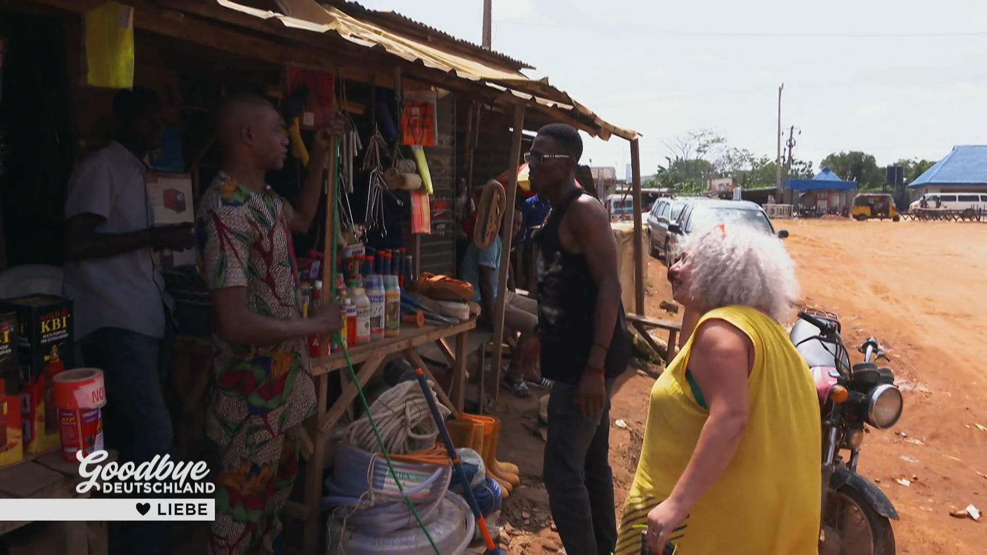 Ugo und Susann auf Einkaufstour in Nigeria