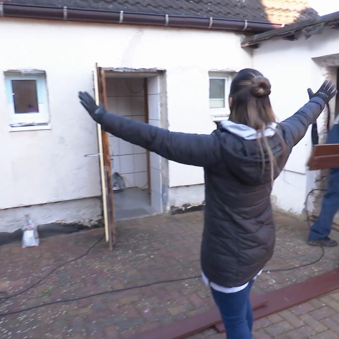 Karo und Tim träumen von Wohnzimmer statt Innenhof