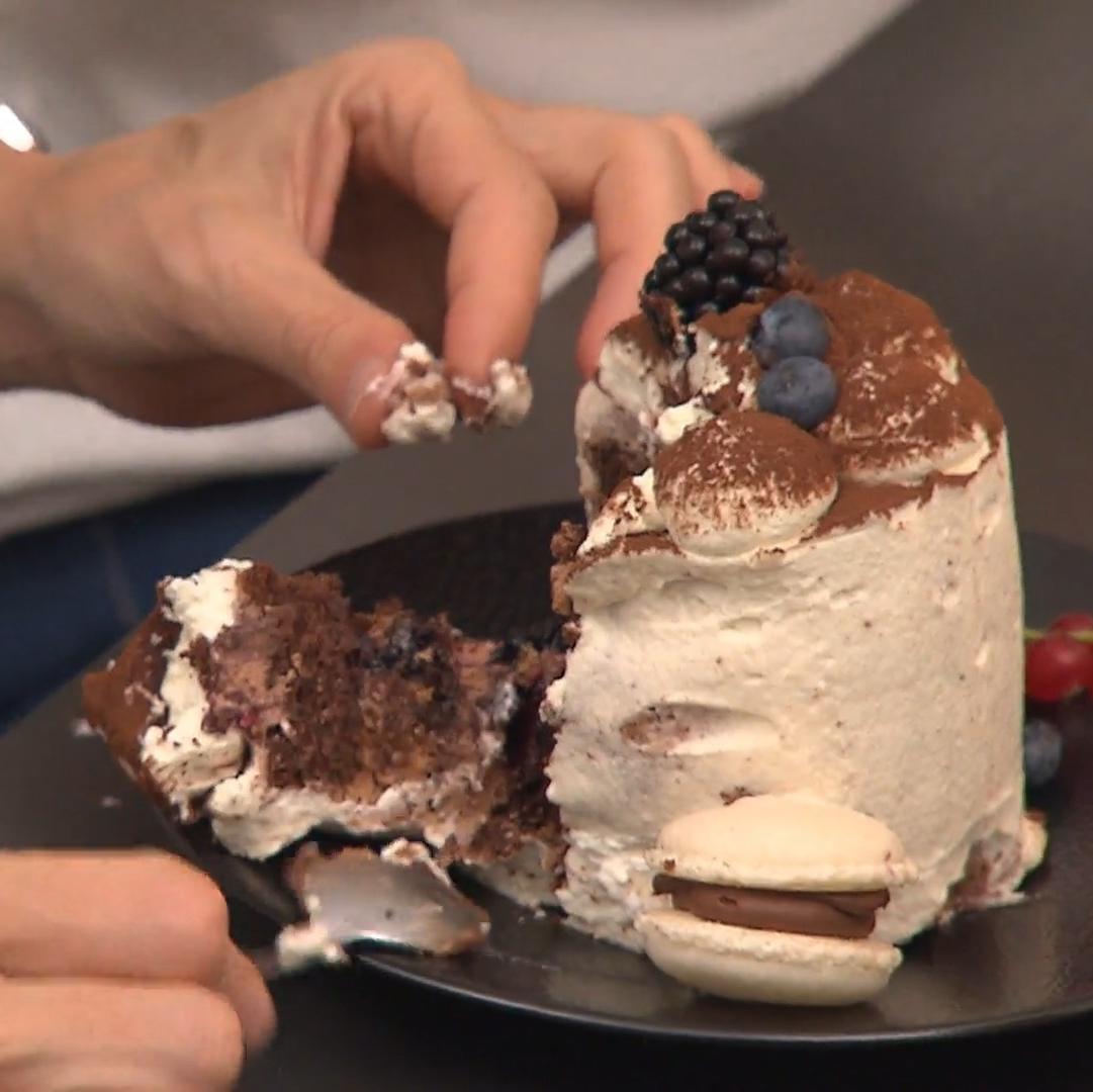 Der Turm unter den Desserts