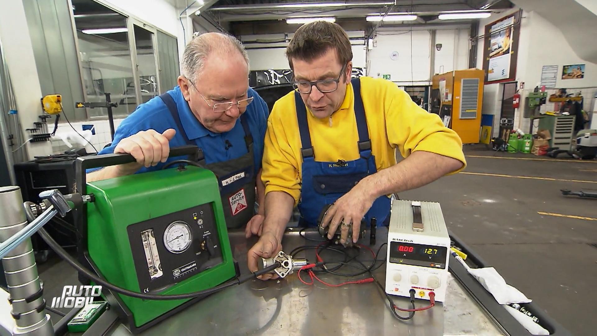 Warum lässt dieser Ford seine Fahrerin im Stich?