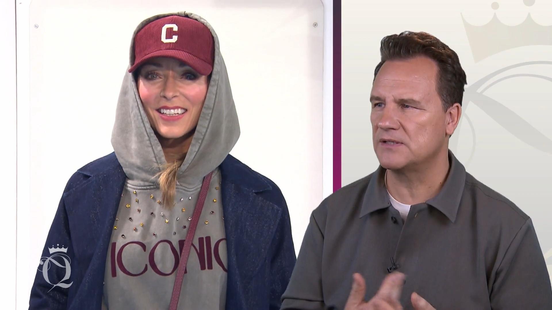 Sandra begeistert Guido im Hoodie-Kleid