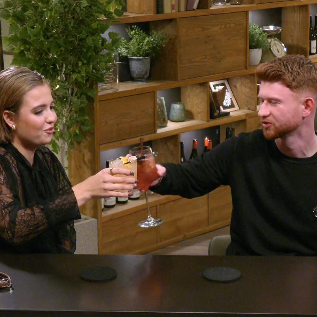 Patrick verwechselt Spieß mit Strohhalm