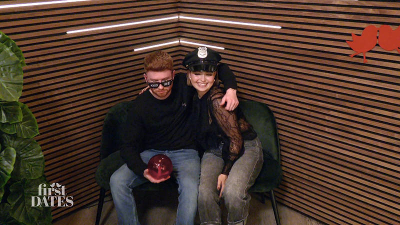 Anastasia & Patrick: Friseur-Talk und Fotobox-Flirt