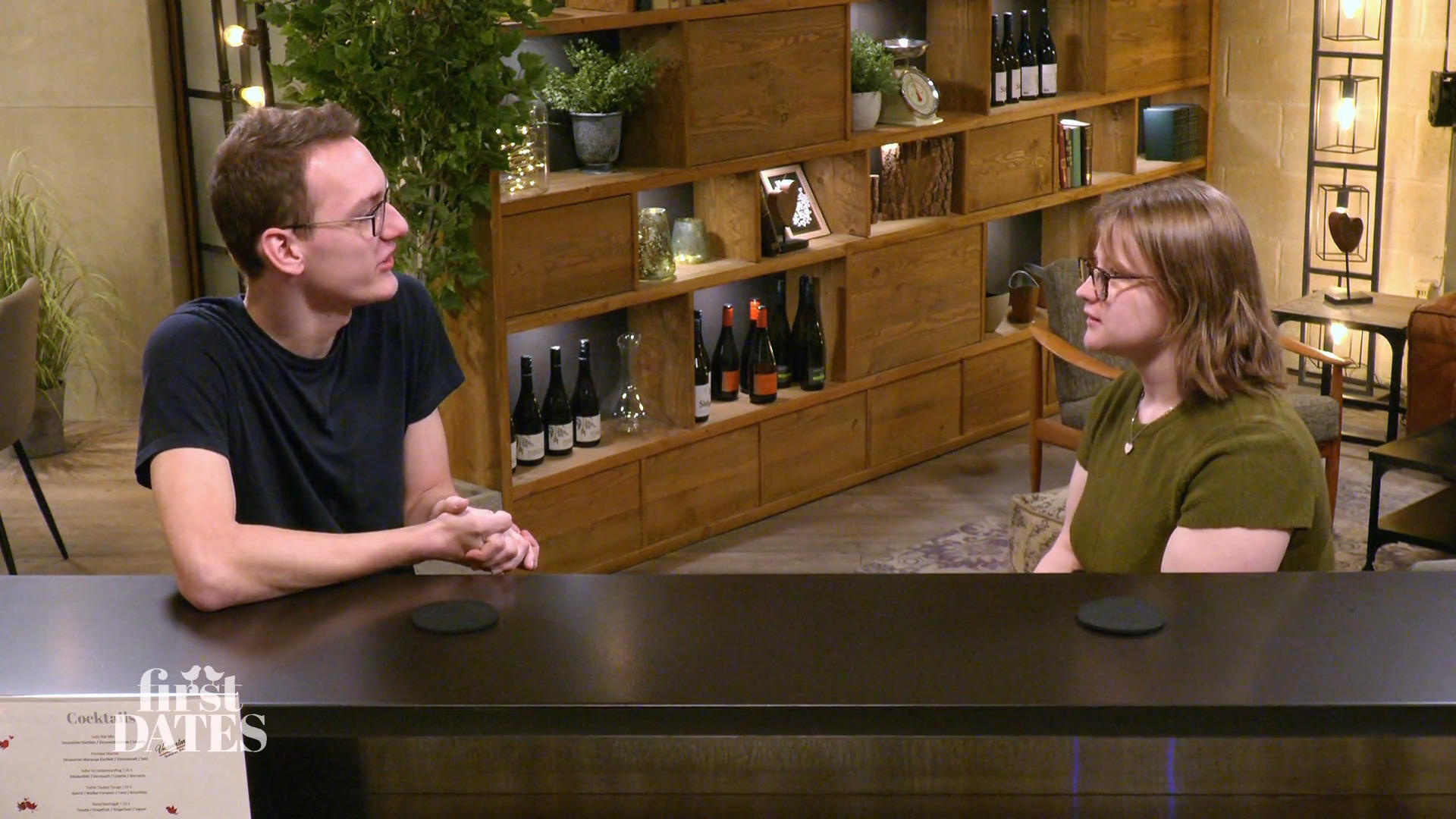 Noch nie geküsst, noch nie gedatet: Wird Pia für Steven zur echten Chance?