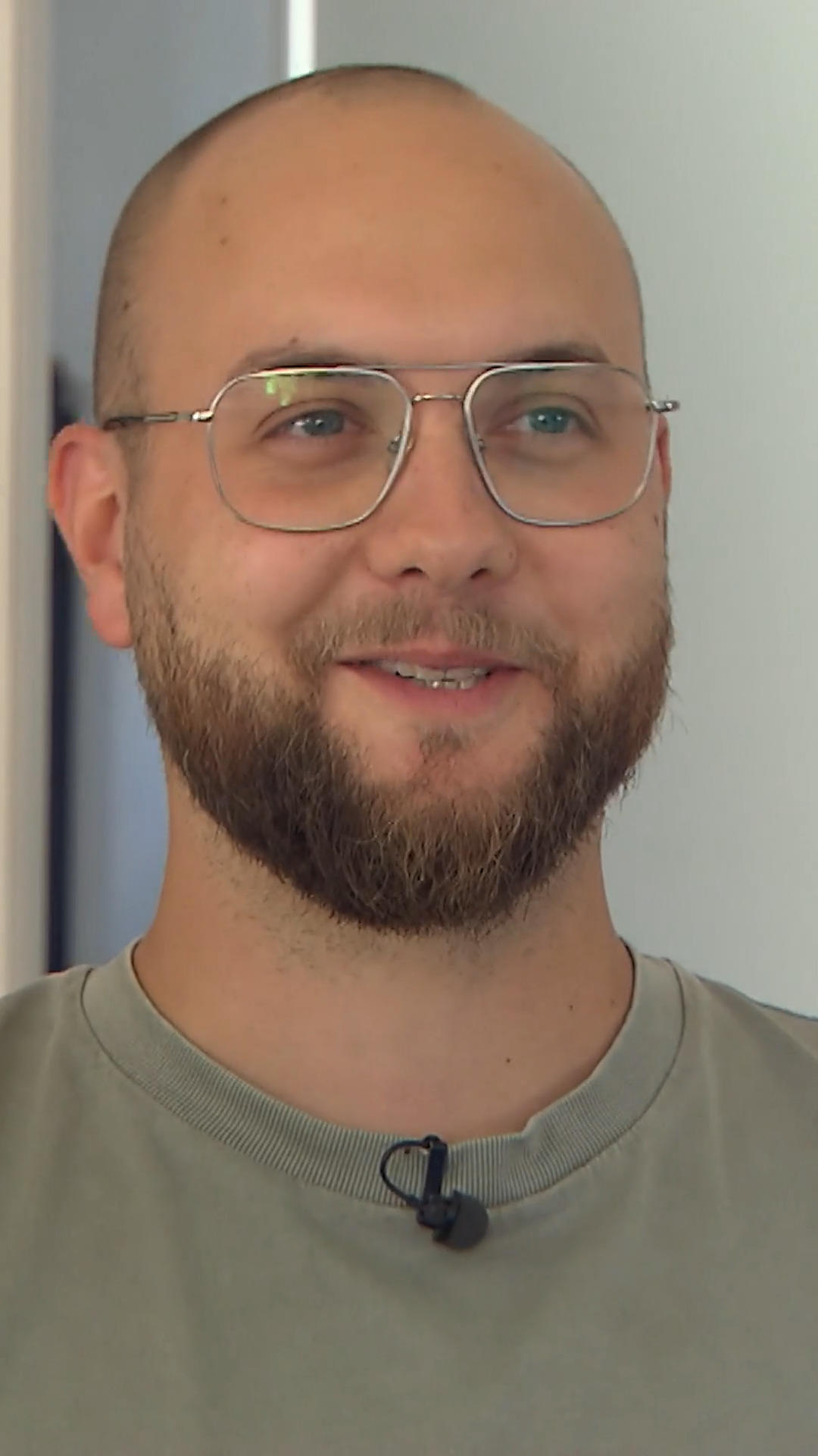 Luke, der junge Wilde – oder zeigt er beim Dinner auch seine romantische Seite?