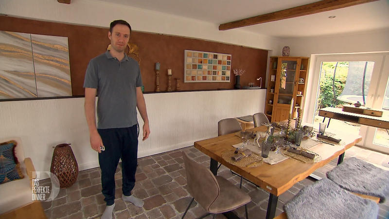 Eugenio lädt ein: Was taugt seine umgebaute Garage als Kulisse für den Dinner-Abend?