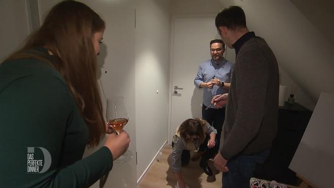 Radosts Dinner endet mit Flecken an den Wänden