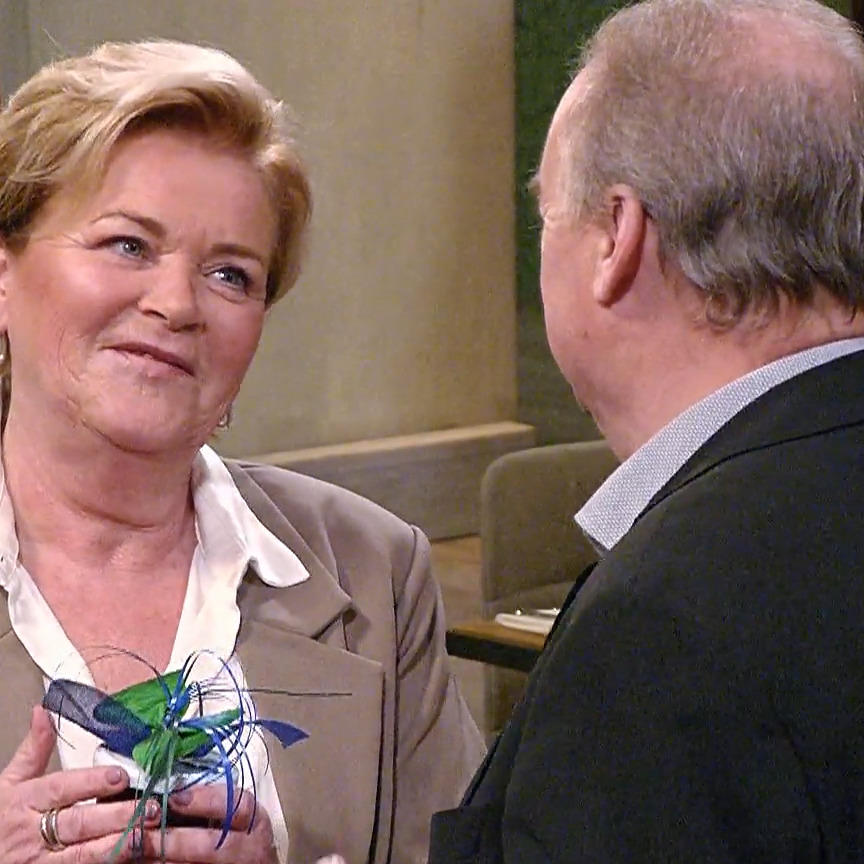 Ilona weiß genau, was sie will – Peter sehnt sich nach Nähe