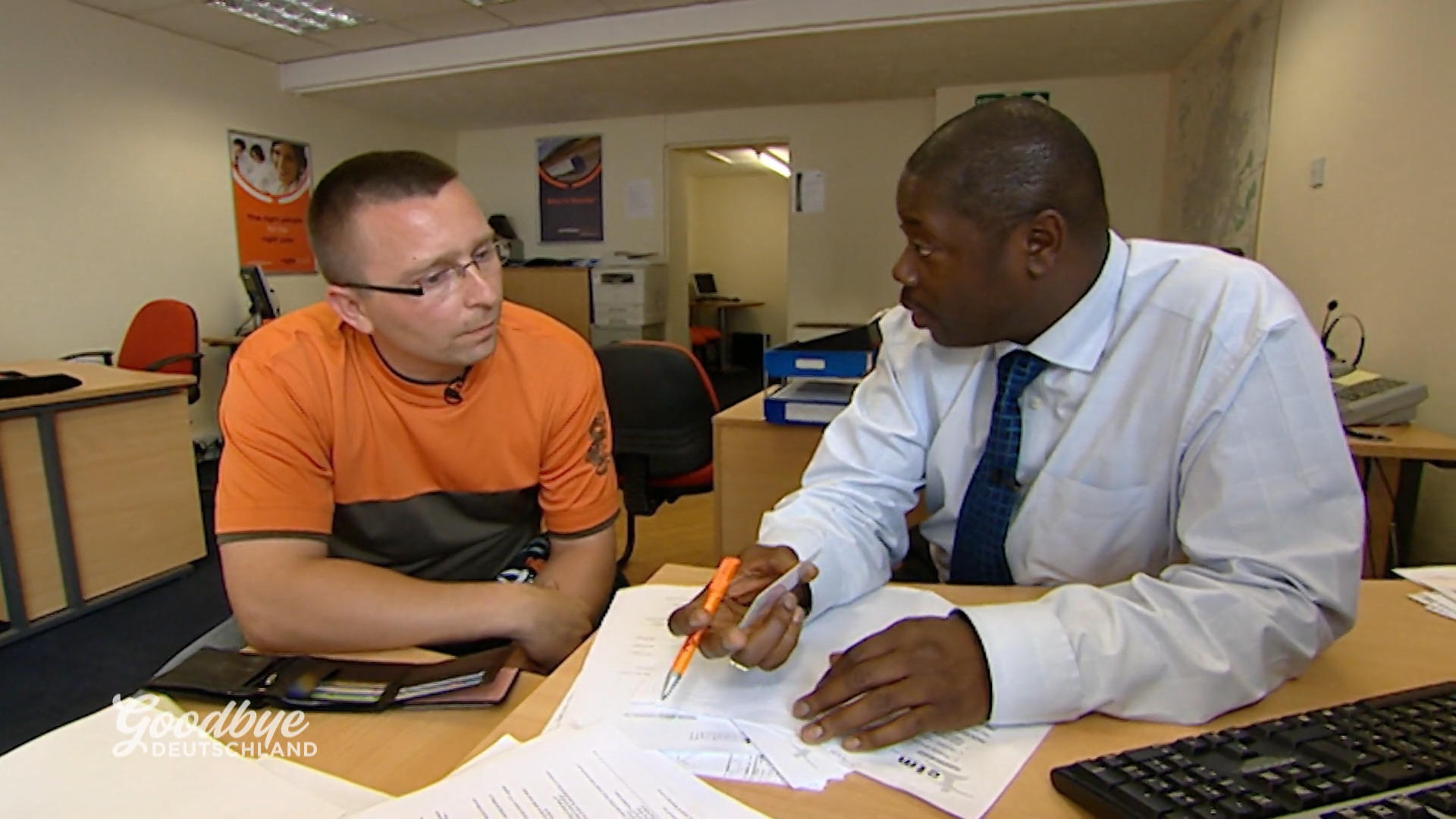 Für Peer beginnt in Coventry sofort der Ernst des Lebens – findet er einen Job?