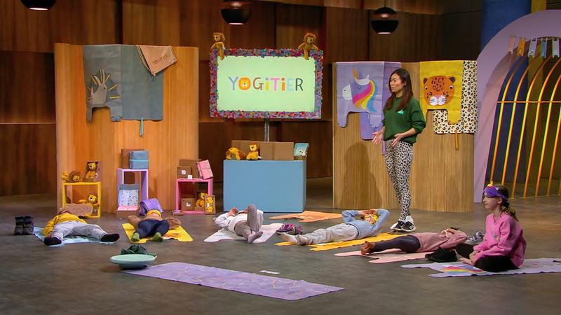 Kann Fei mit bunten Yoga-Matten die Löwen begeistern?