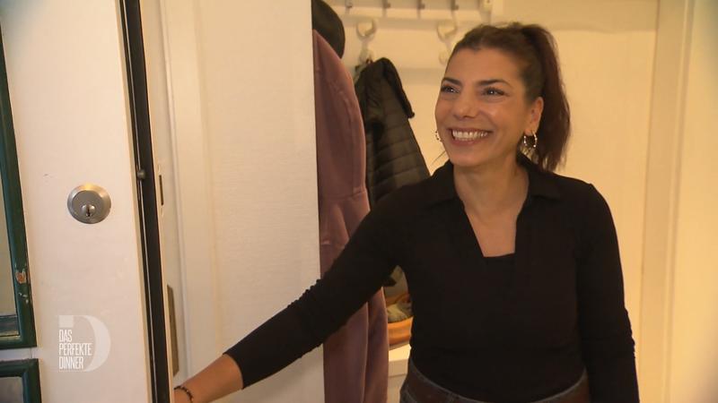 Hülya ist nervös – aber der Tisch macht schon Eindruck