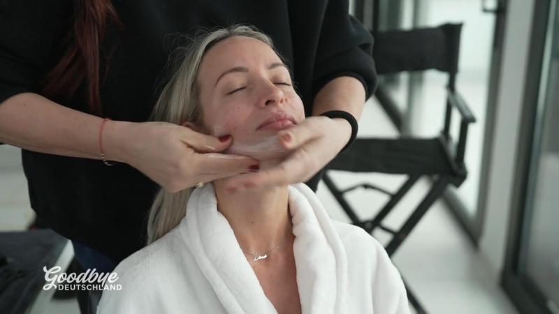 Nicoles Playboy-Shooting startet mit Wetterfrust