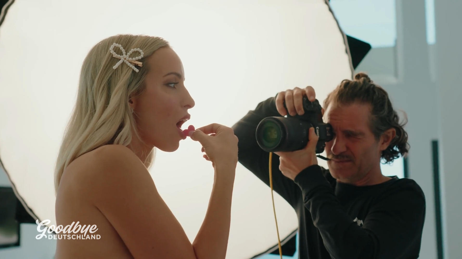 Vor dem Playboy-Shooting steigt die Anspannung