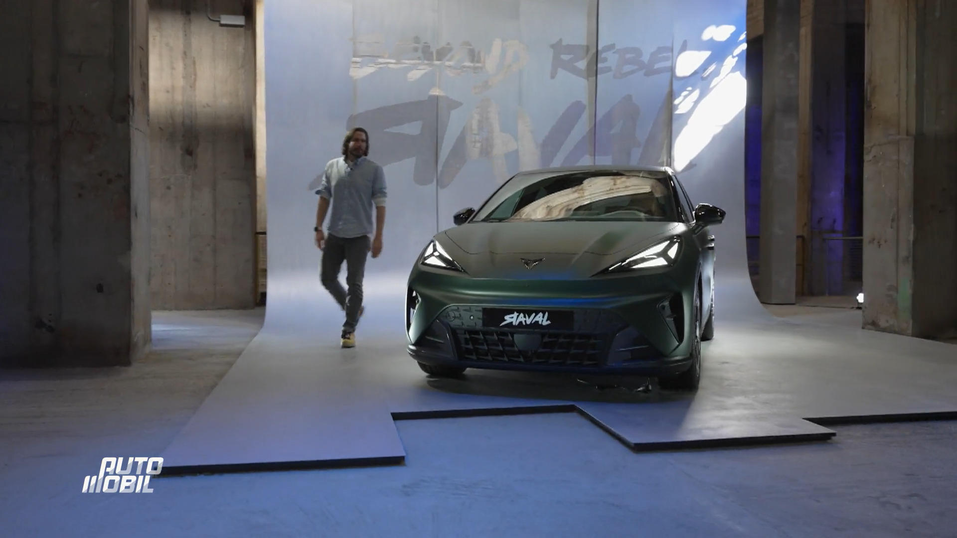 Der Cupra Raval soll elektrisch, urban und bezahlbar angreifen