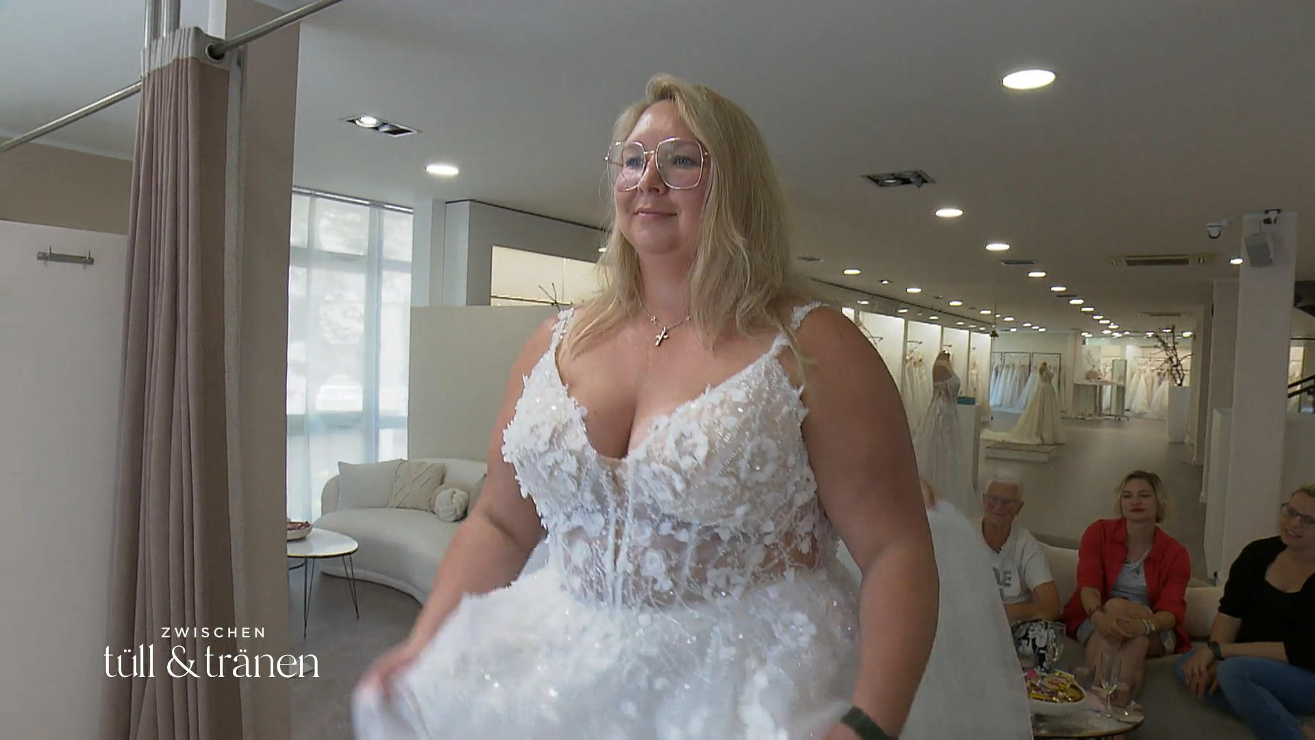 Treffen die Ausstatter jetzt endlich Alinas Geschmack?