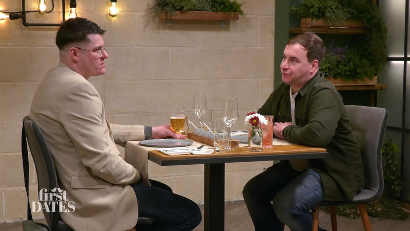 Denny irritiert Axel mit seiner Coming-Out-Geschichte