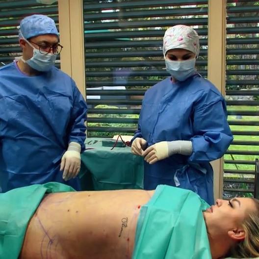 VOX Doku: Für immer jung - Die Jagd nach dem perfekten Körper