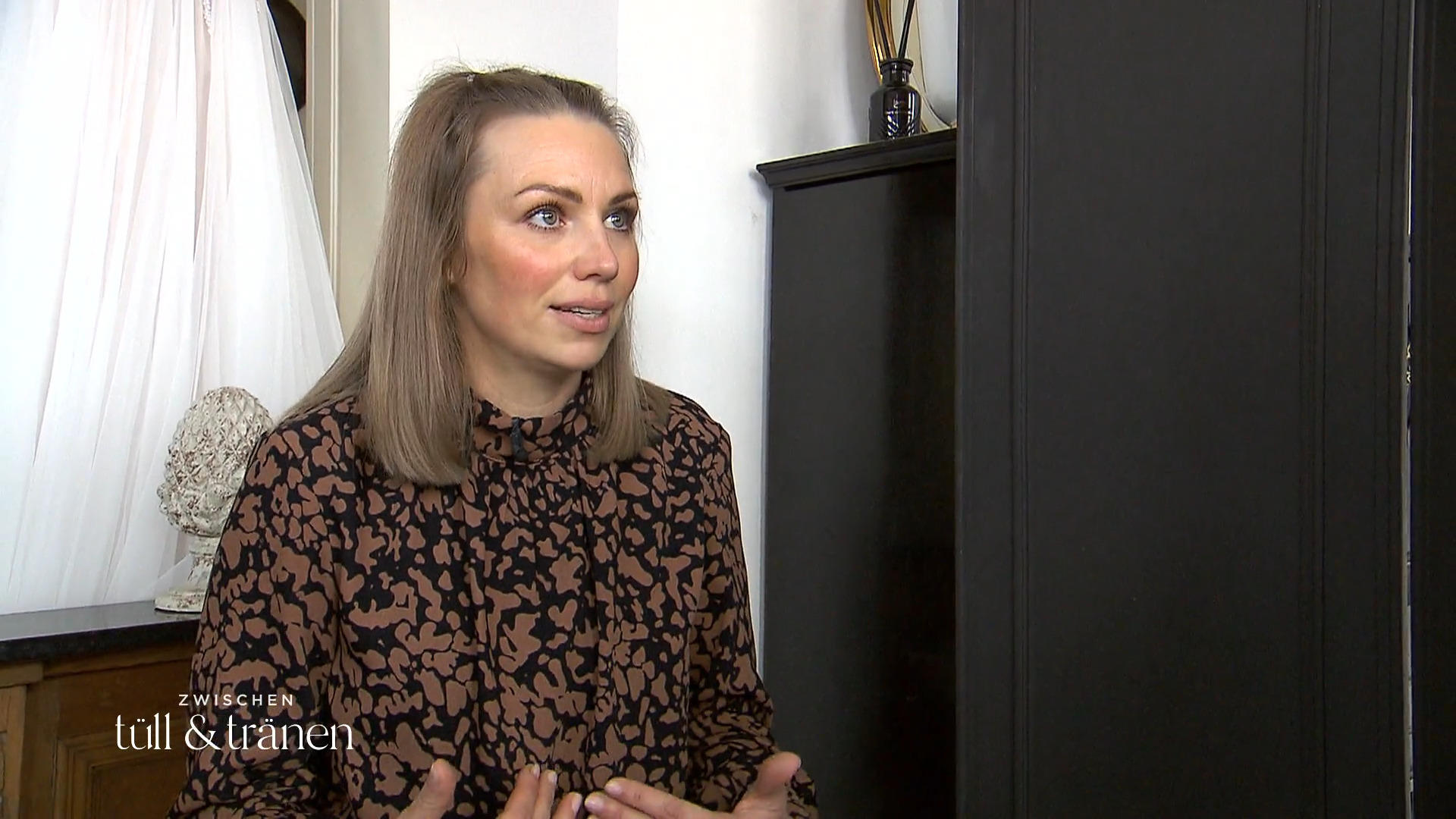 Carina weiß genau, was sie will – doch findet Jowita das richtige Kleid?