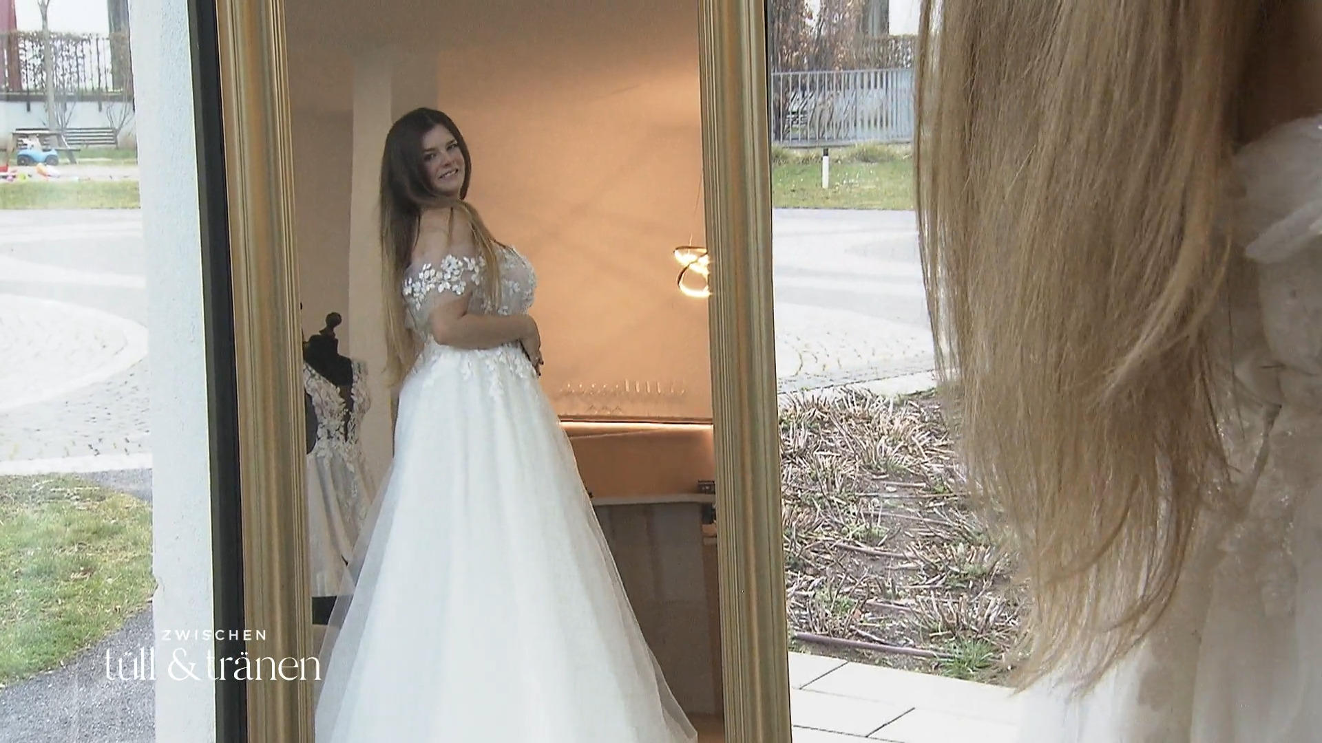 Modern Princess oder cleanes Fit and Flare – wofür entscheidet sich Justine?