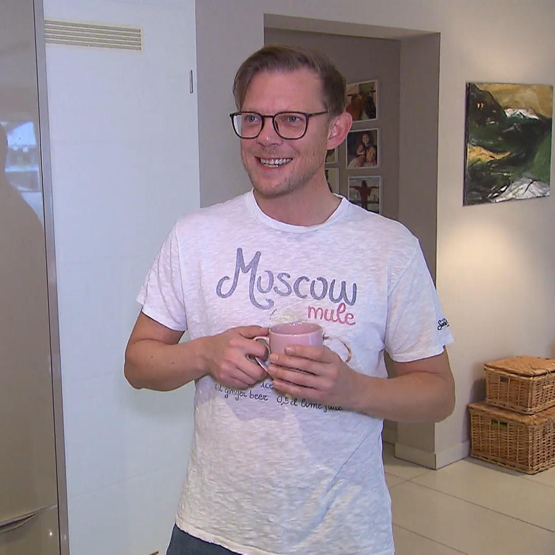 Mark bekommt Unterstützung von seiner Partnerin – und beide glauben an seine Kochkünste