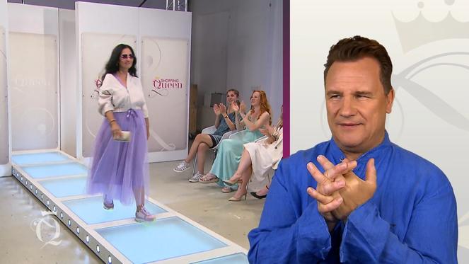 Vicky schwebt im lila Traum über den Catwalk