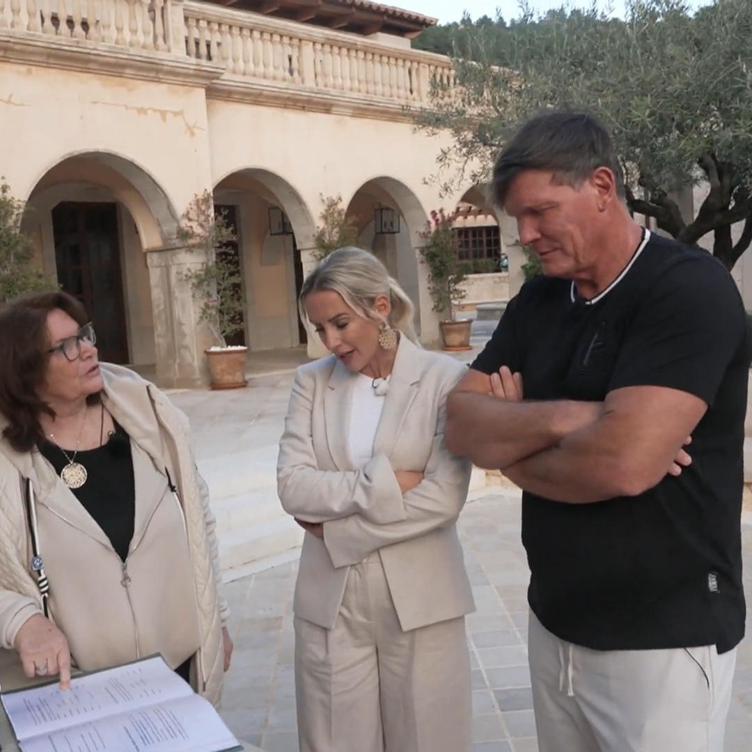 Spiegelteppich, Glamour, große Träume – wird diese Location zu teuer?