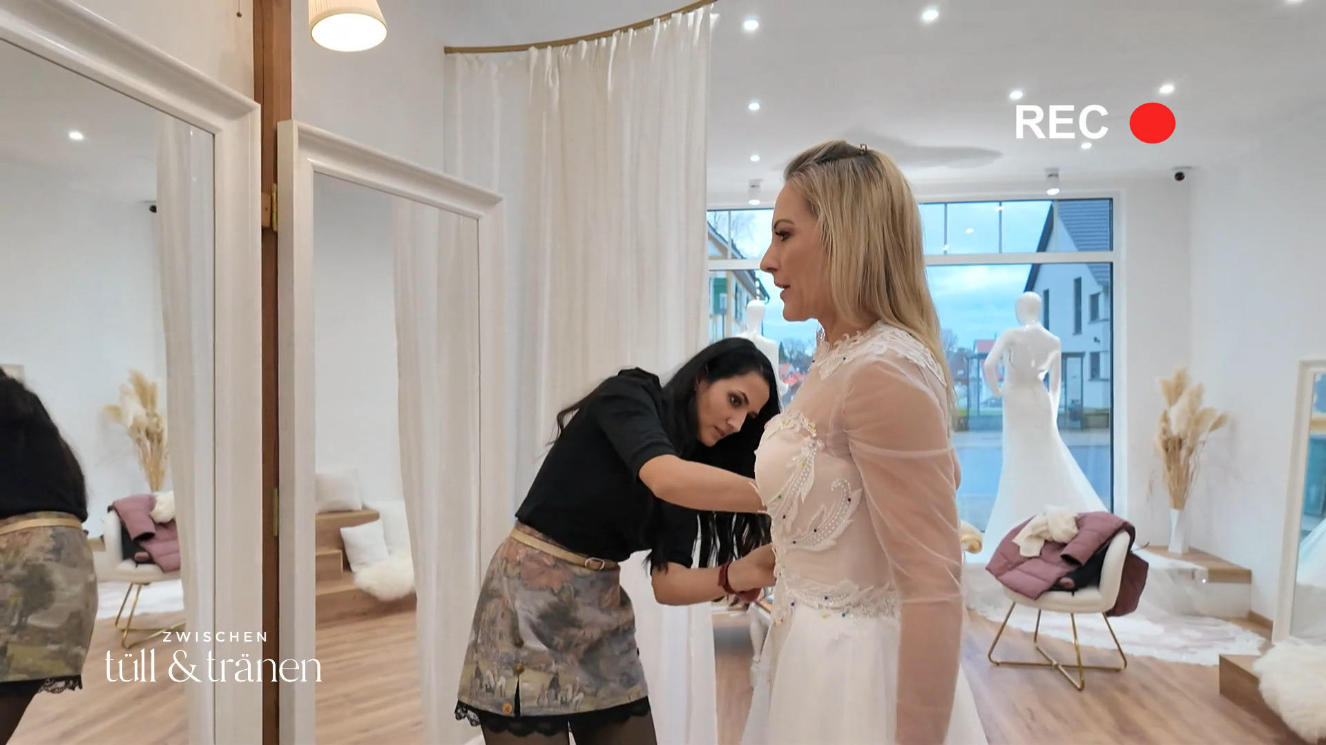 19 Stunden Arbeit – und Anna zweifelt plötzlich doch am Spitzenoberteil