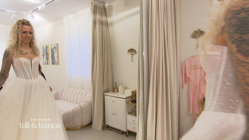 Sandra hat schon 70 Kleider anprobiert – kann Fan sie jetzt doch noch packen?