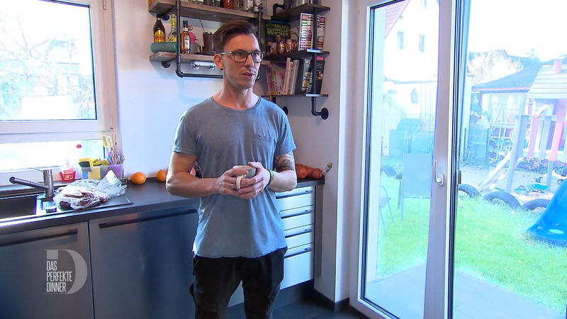 Lehrer, Klugscheißer, Industrial-Fan – so lebt Konrad privat