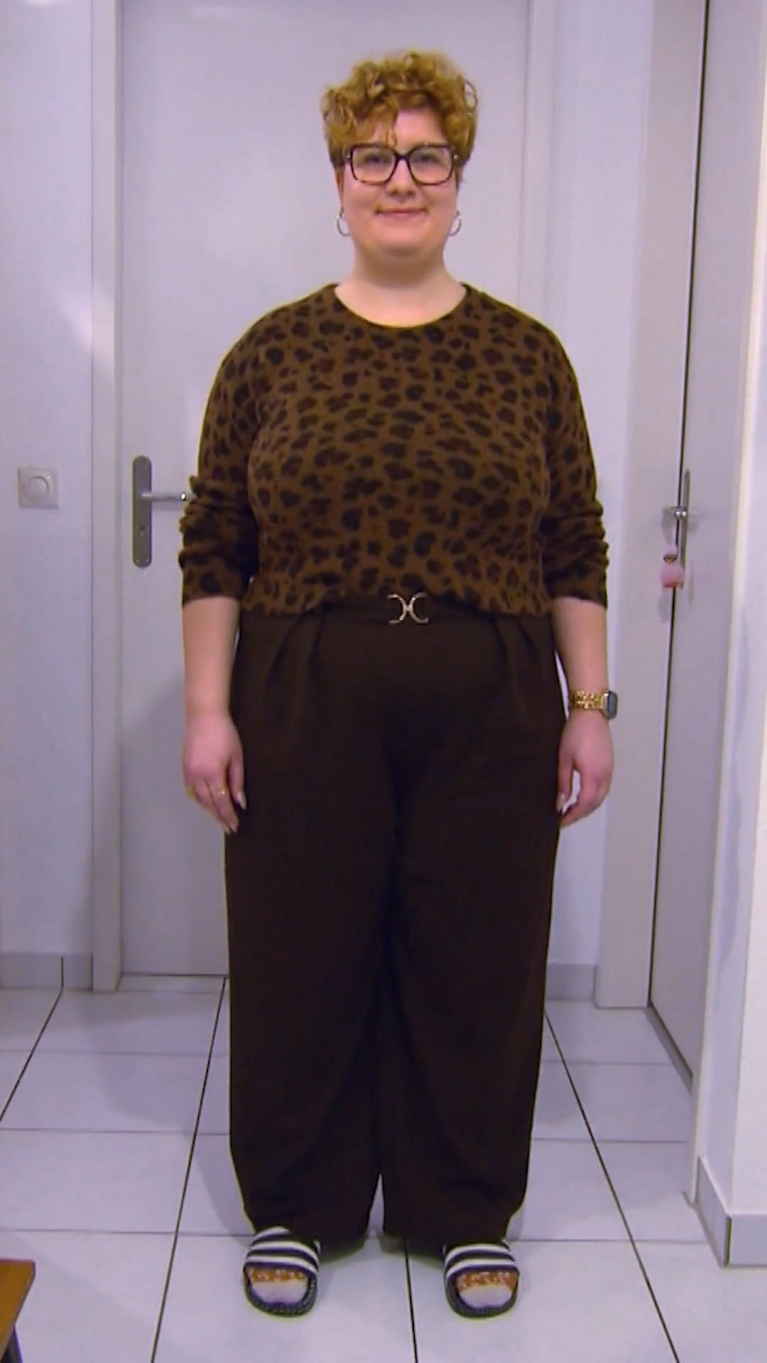 27, 1,63 groß, starke Präsenz – was macht Amy bei 'Shopping Queen' draus?