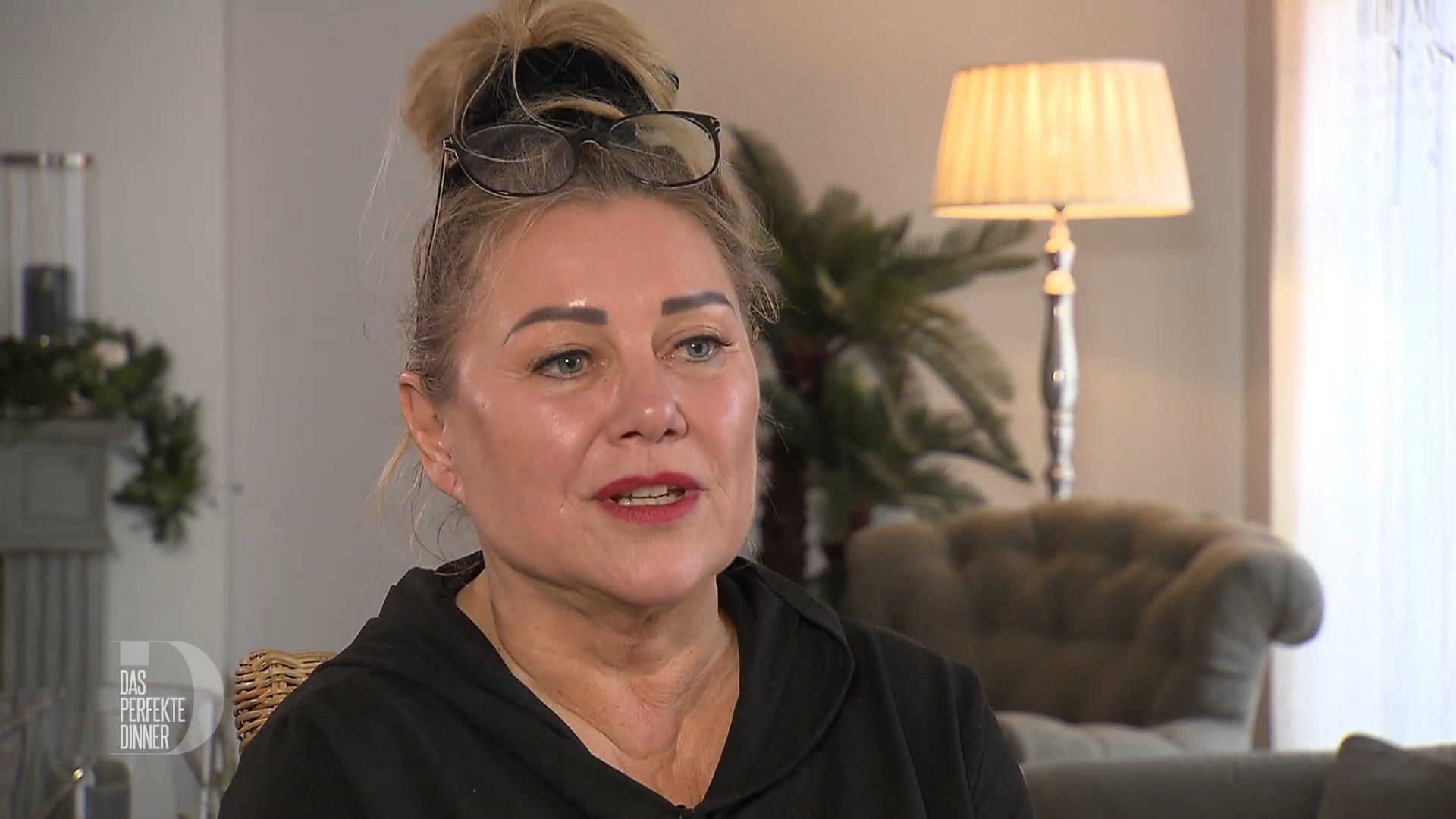 Bea deckt groß auf