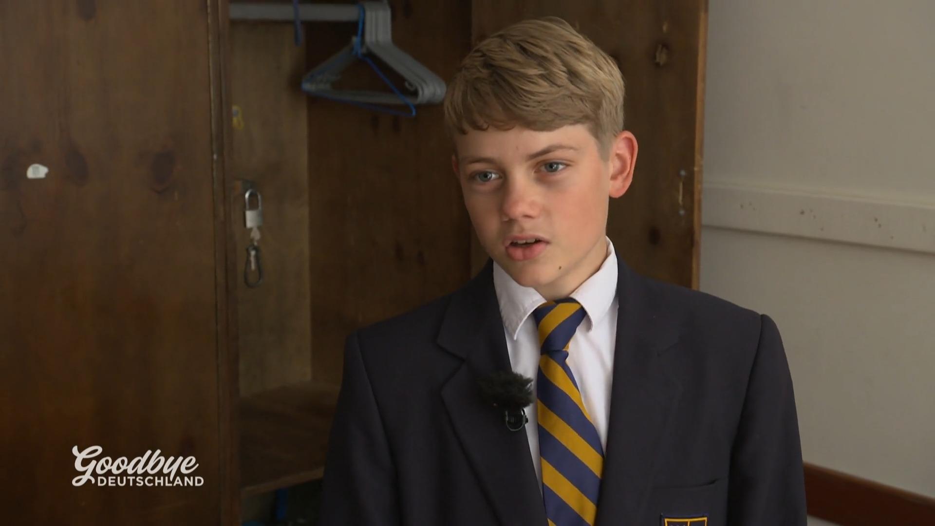 Aaron kämpft mit dem Internat-Alltag