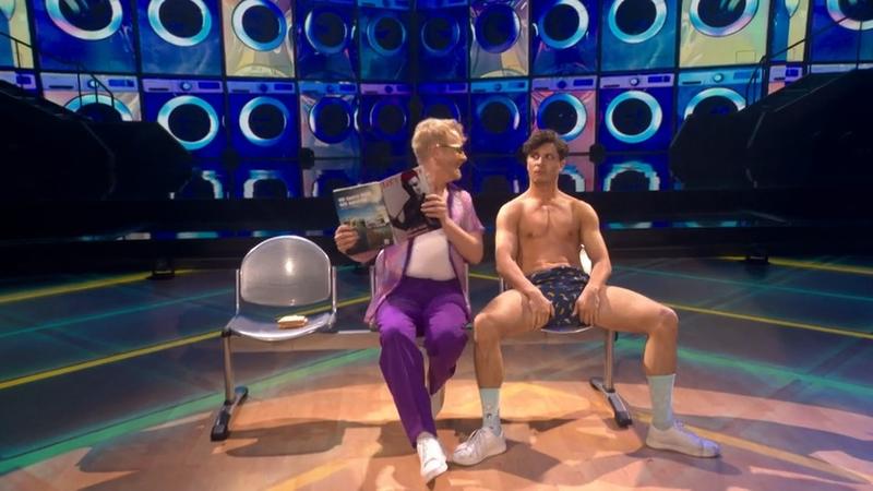 Ross Antony bringt mit seiner heißen Salsa das Parkett zum Beben