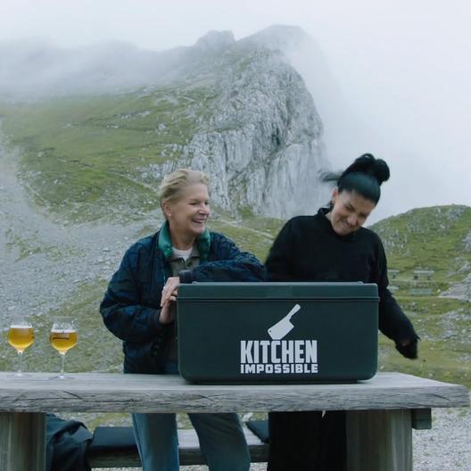 Jetzt reicht's! In den Bergen kriegt die "Kitchen Impossible"-Kiste Prügel
