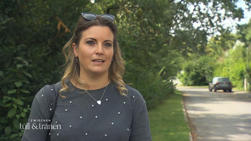 Sandra sucht ihr kirchliches Traumkleid