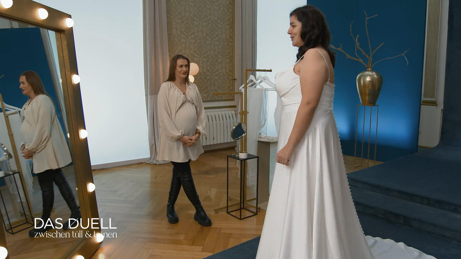 Johanna wagt den ersten Brautlook