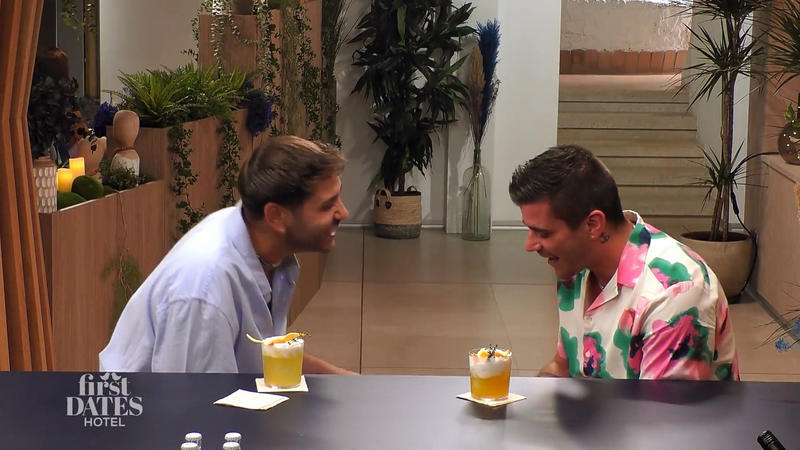 Joel und Dustin verstehen sich sofort