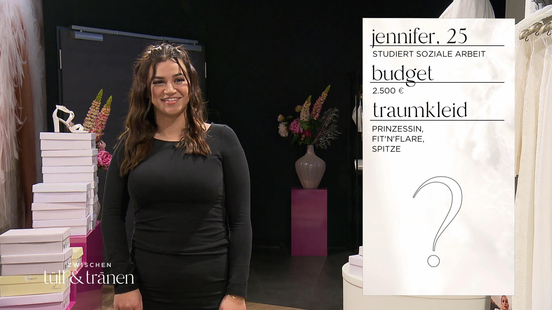 Jennifer schwankt zwischen eng und groß