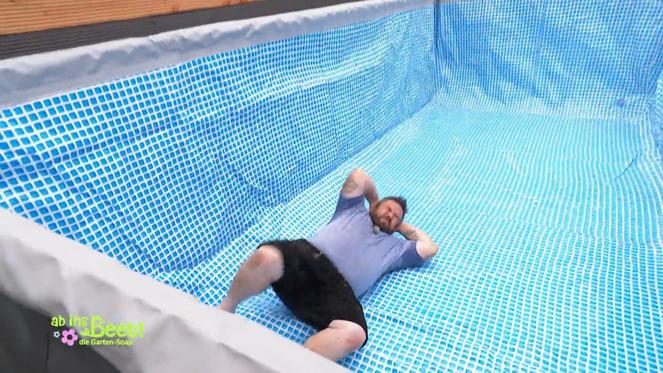 Heftiger Ausrutscher im leeren Pool sorgt für Schockmoment bei "Ab ins Beet"