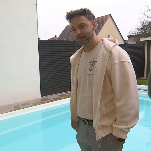 Winter-Eisbaden im Garten! Dieses Haus hat einen Pool wie im Urlaubs-Hotel