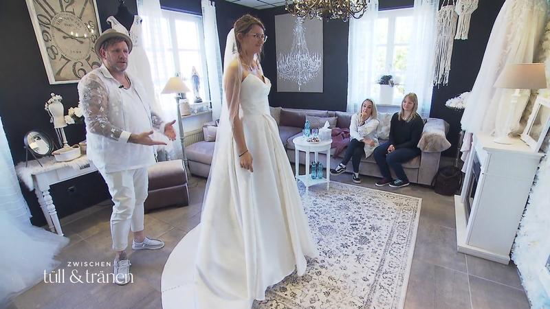 Lässt sich Braut Beatrix auf das "cleane Kleid" ein?