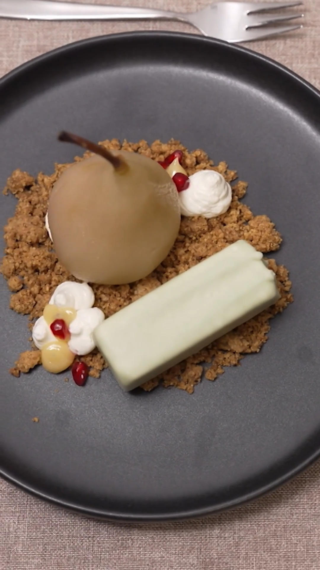 Agnolotti, Kalb und Dessert mit Feinschliff